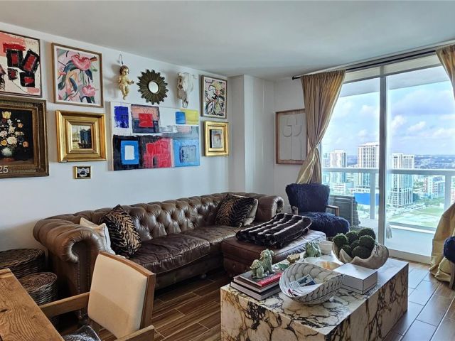 Apartment for sale  Unit #3808 - photo 7441641