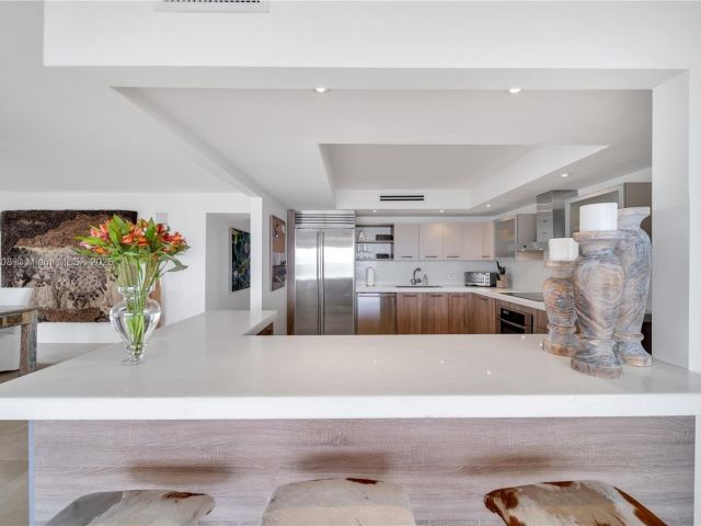 Apartment for rent  Unit #901 - photo 6357123