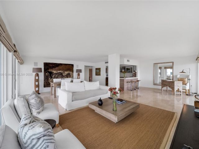 Apartment for rent  Unit #901 - photo 6357130