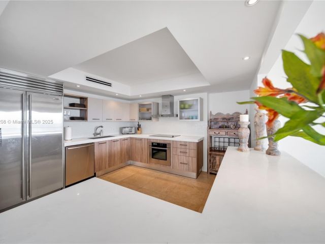 Apartment for rent  Unit #901 - photo 6357133