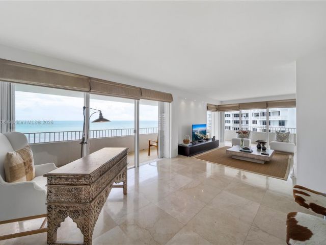 Apartment for rent  Unit #901 - photo 6357134