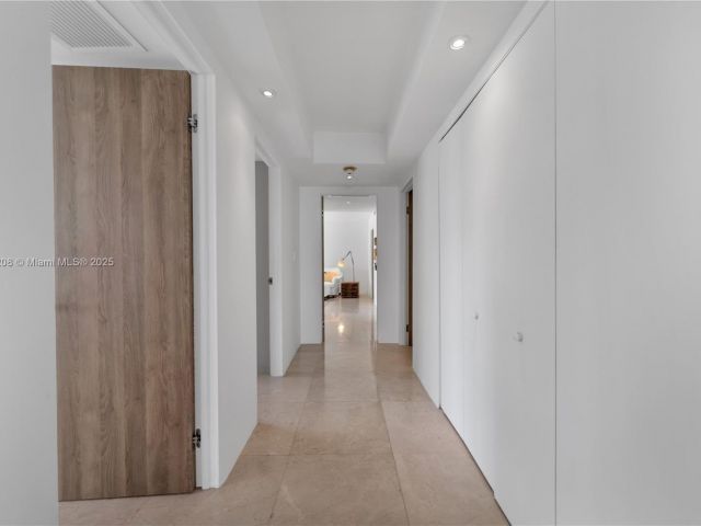 Apartment for rent  Unit #901 - photo 6357135