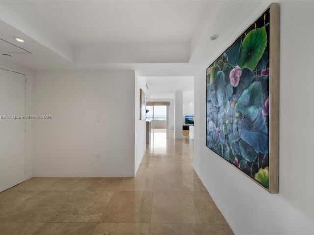 Apartment for rent  Unit #901 - photo 6357136