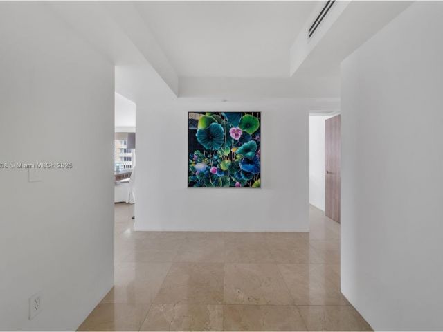 Apartment for rent  Unit #901 - photo 6357137