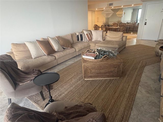 Apartment for rent  Unit #A404 - photo 6357814