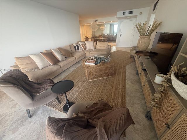 Apartment for rent  Unit #A404 - photo 6357815