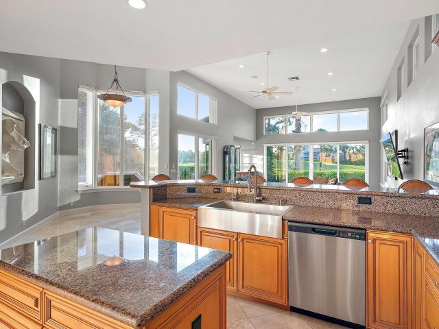 Home for sale at 10873 Egret Pointe Lane - photo 6359764