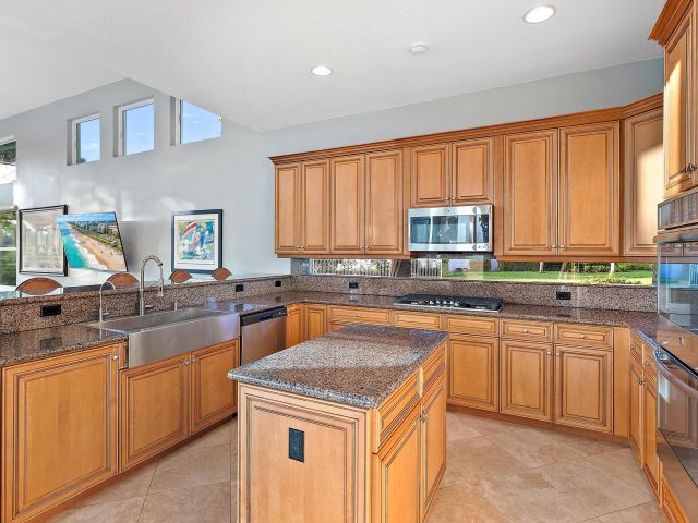 Home for sale at 10873 Egret Pointe Lane - photo 6359766