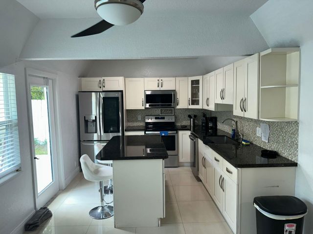 Home for sale at 150 NE 26th Court - photo 6360043