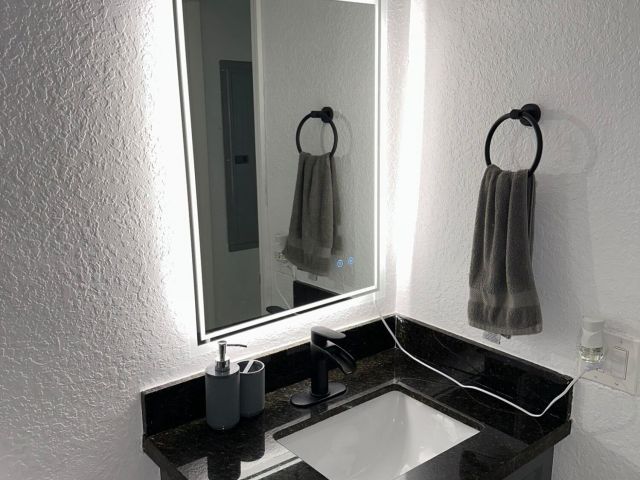 Home for sale at 150 NE 26th Court - photo 6360048