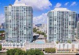 Apartment #5-LPH03 at Parque Towers