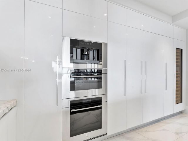 Apartment for sale  Unit #5-LPH03 - photo 6359156