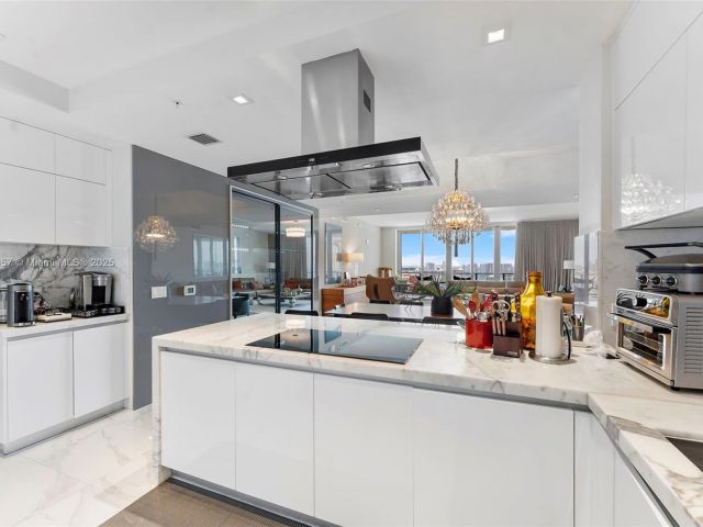 Apartment for sale  Unit #5-LPH03 - photo 6359157