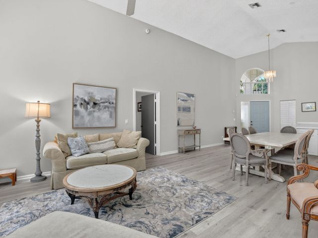 Home for sale at 5326 NW 21st Avenue - photo 6365767