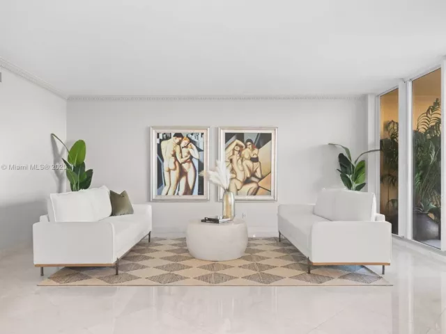 3-bedroom condo for rent in Fort Lauderdale - 2100 N Ocean Blvd 18D - MondialRealty