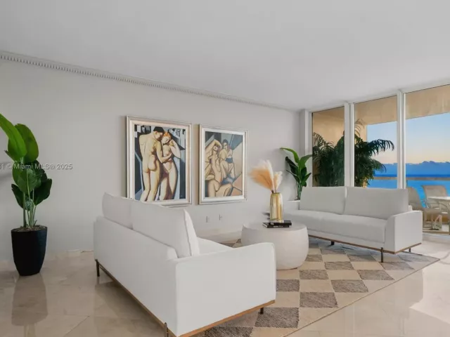 3-bedroom condo for rent in Fort Lauderdale - 2100 N Ocean Blvd 18D - MondialRealty