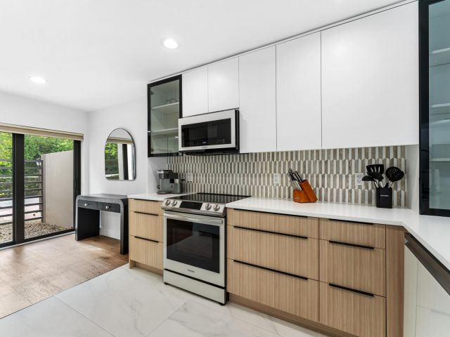 Home for rent at 541 N Ocean Boulevard 5610 - photo 6370569