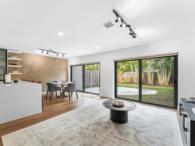 Home for rent at 541 N Ocean Boulevard 5610 - photo 6370575