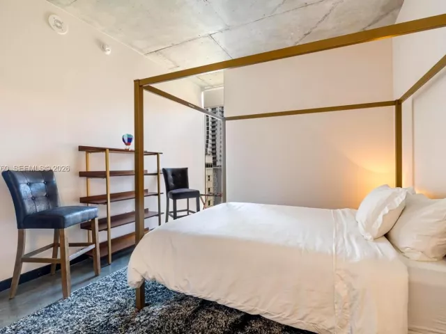 2-bedroom condo for sale in Miami - 151 SE 1st St 401 - MondialRealty