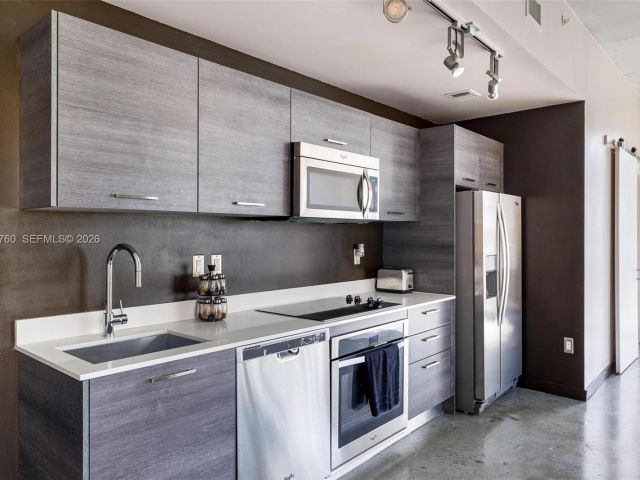 Apartment for sale  Unit #401 - photo 6365562