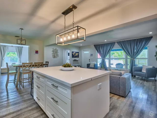 3-bedroom home for rent in Fort Lauderdale - 801 NE 15th Street - MondialRealty