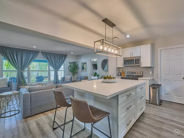 3-bedroom home for rent in Fort Lauderdale - 801 NE 15th Street - MondialRealty