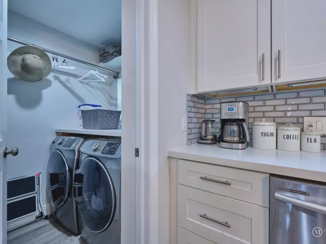 3-bedroom home for rent in Fort Lauderdale - 801 NE 15th Street - MondialRealty