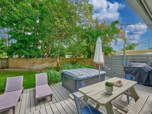 3-bedroom home for rent in Fort Lauderdale - 801 NE 15th Street - MondialRealty