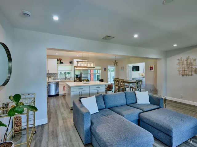 3-bedroom home for rent in Fort Lauderdale - 801 NE 15th Street - MondialRealty