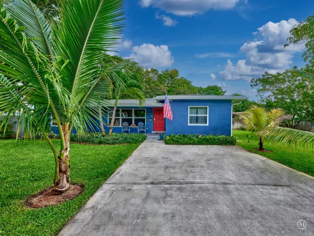 3-bedroom home for rent in Fort Lauderdale - 801 NE 15th Street - MondialRealty
