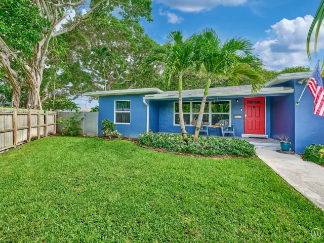 3-bedroom home for rent in Fort Lauderdale - 801 NE 15th Street - MondialRealty