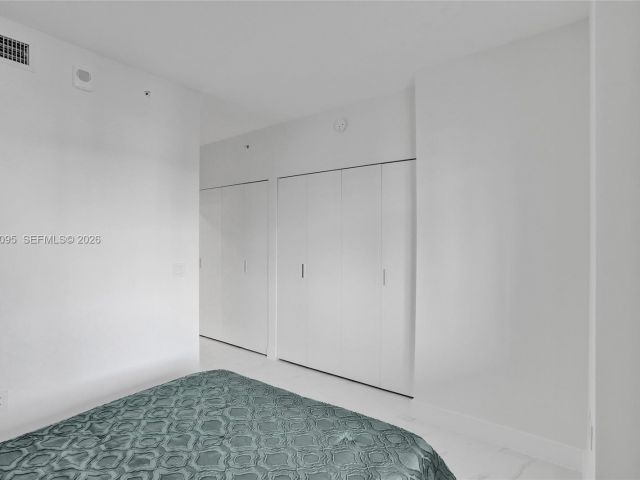 Apartment for sale  Unit #806 - photo 6400780
