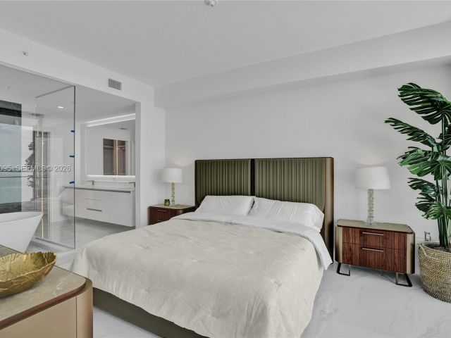 Apartment for sale  Unit #806 - photo 6400784