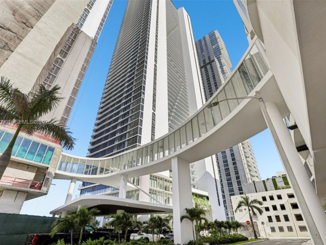 Apartment for sale  Unit #806 - photo 6400792