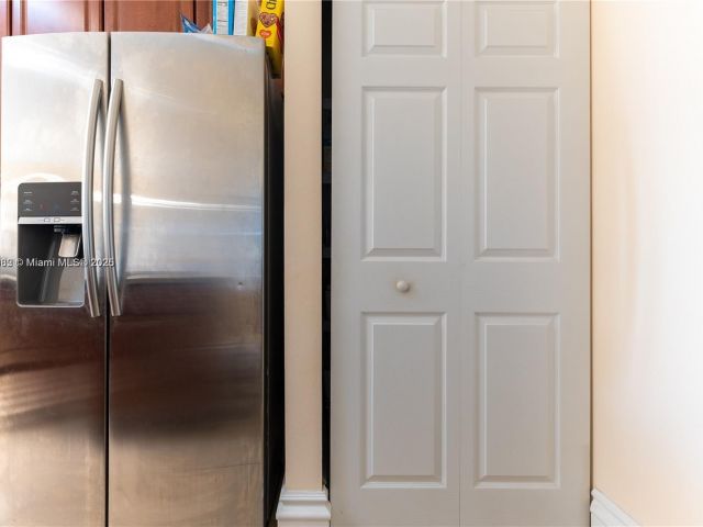 Apartment for sale  Unit #710 - photo 6366086