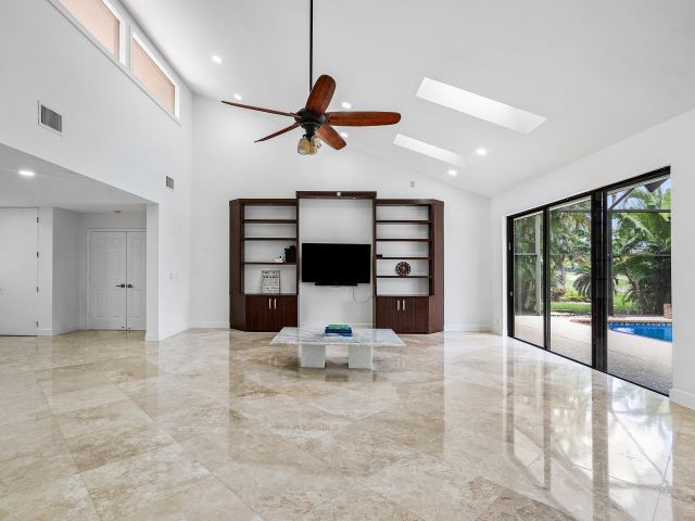 Home for rent at 10391 Boca Woods Lane - photo 6365870