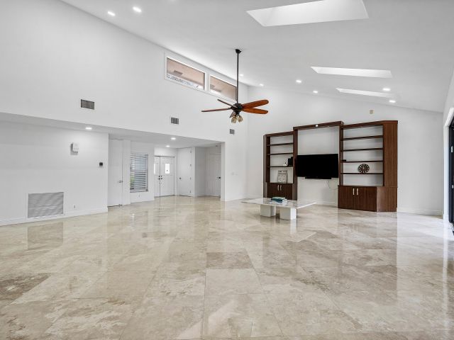 Home for rent at 10391 Boca Woods Lane - photo 6365871