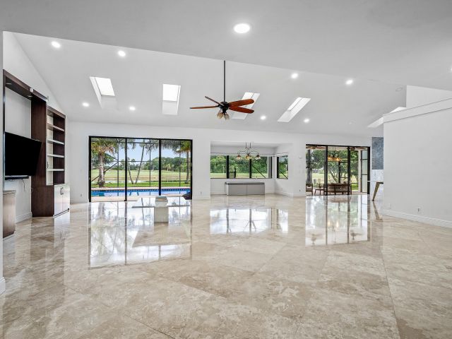 Home for rent at 10391 Boca Woods Lane - photo 6365872