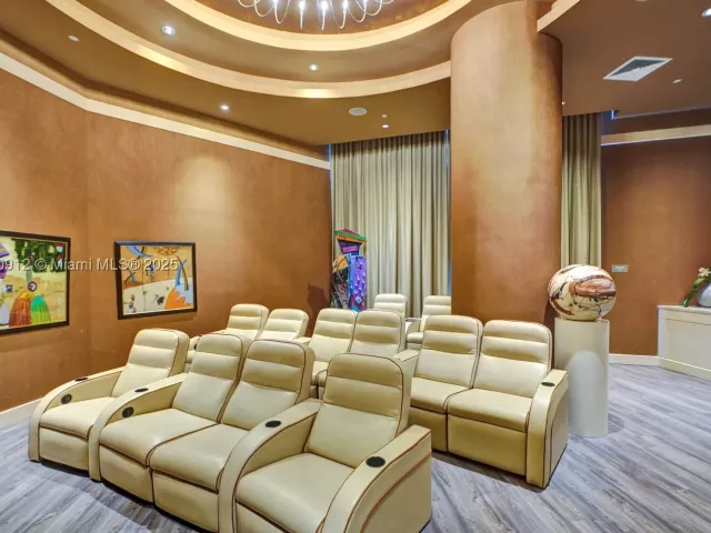3-bedroom condo for sale in Hollywood - 3101 S Ocean Dr 3506 - MondialRealty