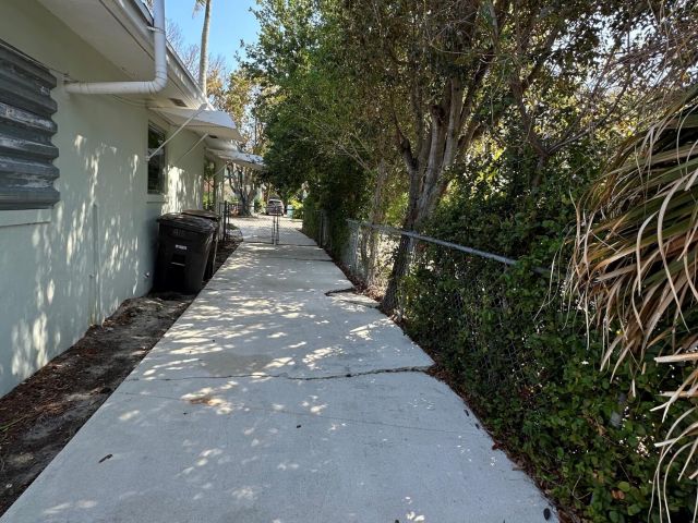 Home for rent at 415 49th Street - photo 6592591