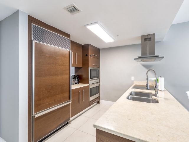 Apartment for sale  Unit #2506 - photo 6370875