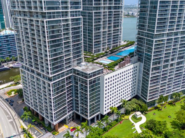 Apartment for sale  Unit #2506 - photo 6370881