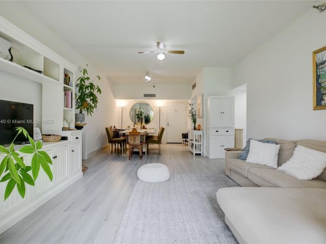 Apartment for sale  Unit #114 - photo 7440785