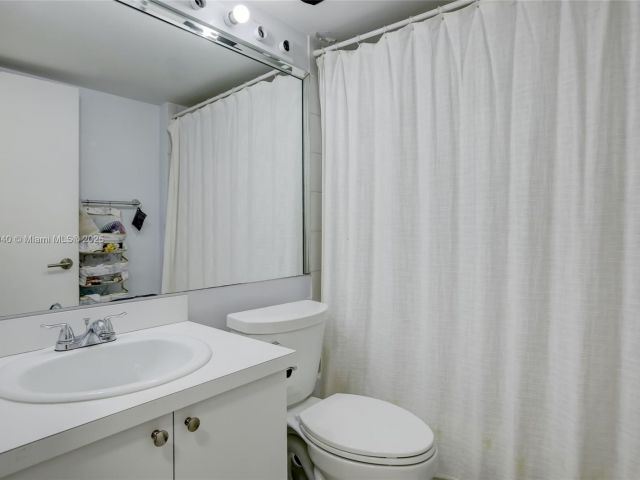 Apartment for sale  Unit #114 - photo 7440795