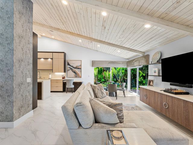 Home for sale at 4500 Bocaire Blvd Boulevard - photo 6370313