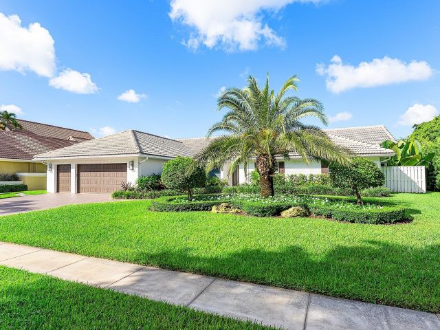 Home for sale at 4500 Bocaire Blvd Boulevard - photo 6370323