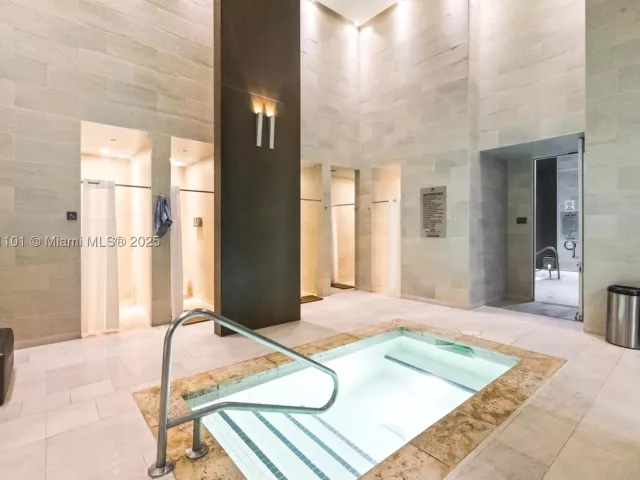 3-bedroom condo for rent in Hallandale Beach - 1830 S Ocean Dr 3801 - MondialRealty