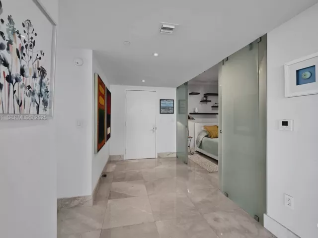 3-bedroom condo for rent in Hallandale Beach - 1830 S Ocean Dr 3801 - MondialRealty