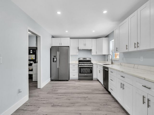 Home for sale at 2920 NE 8th Terrace - photo 6381925