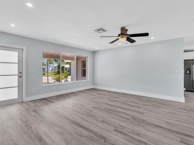 Home for sale at 2920 NE 8th Terrace - photo 6381931